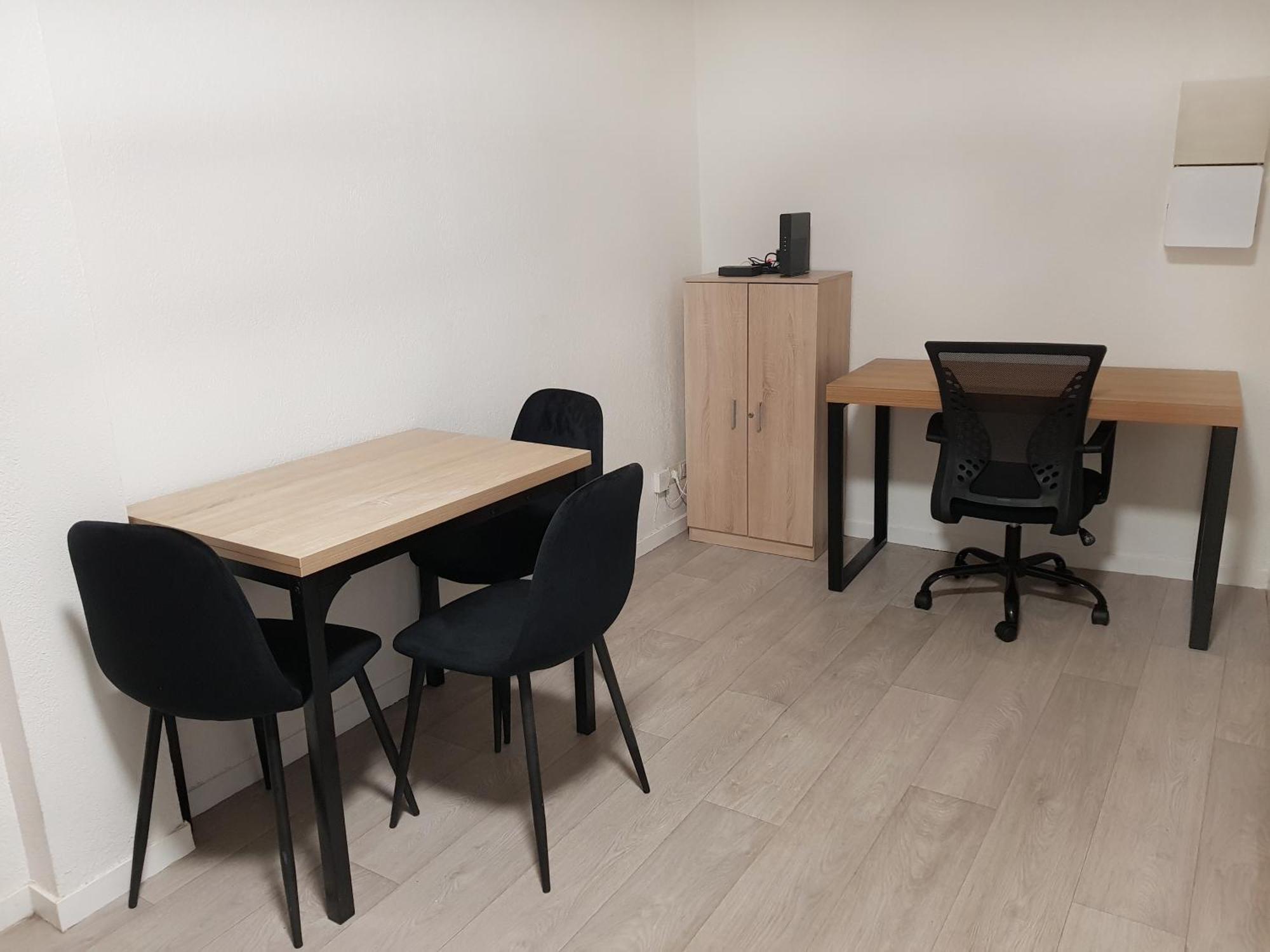 Apartment Spacieux - Place De La Republique